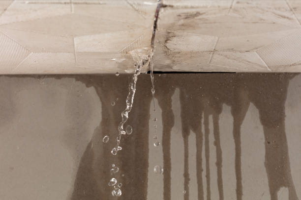 Professional Water Damage Restoration technician working in Kingston, OK